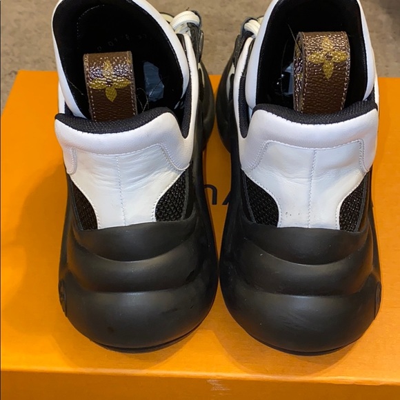 Louis Vuitton sneakers - Picture 4 of 6